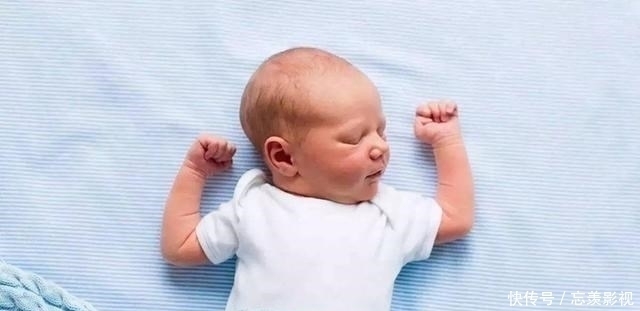 头型|要不要给孩子睡枕头?医生:宝宝这个月龄就可以睡,但有注意事项