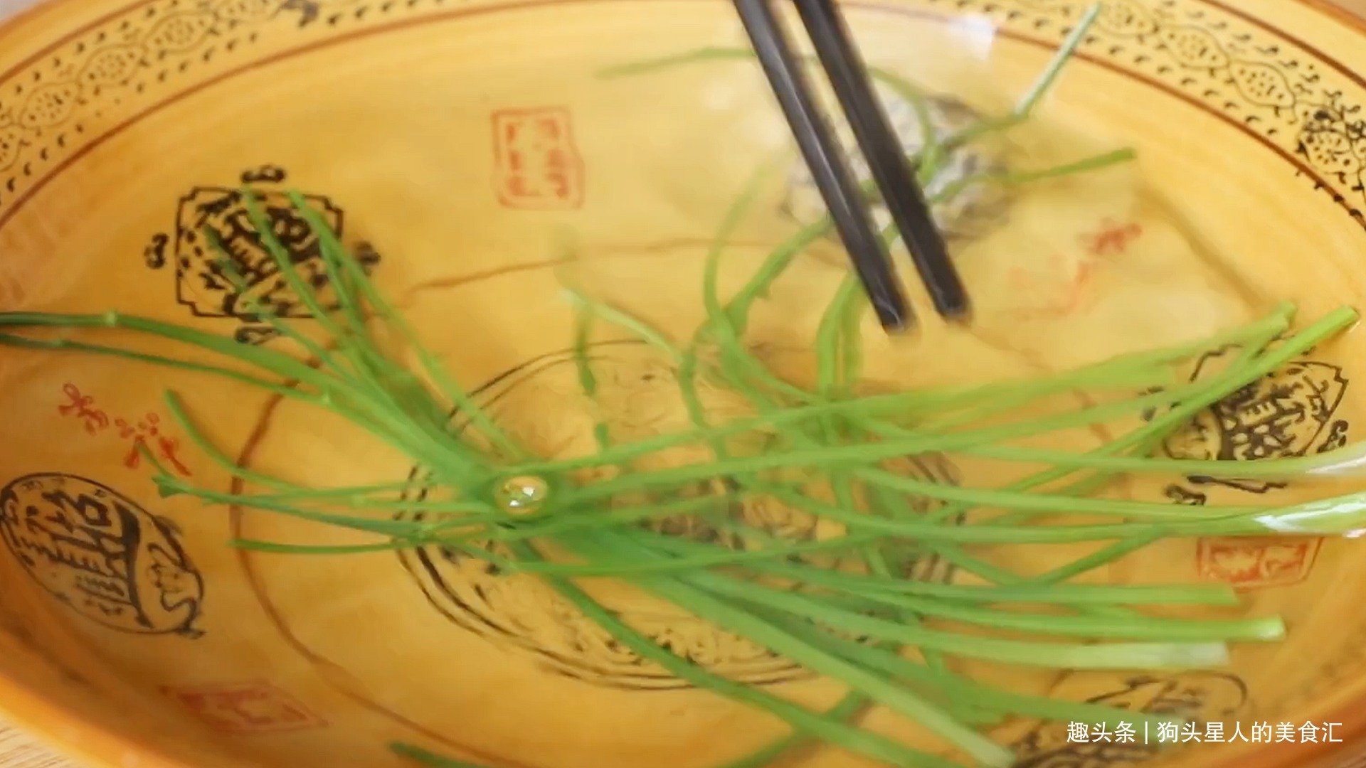 山药别再炒着吃了,教你好吃做法,10分钟蒸一锅,上桌香到流口水