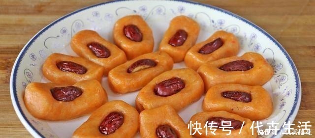 胡萝卜别再炒了,学会这样做,3斤都不够吃,软糯香甜,超解馋!