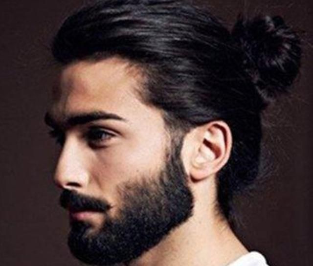 男生长头发的发型怎么留好看?烫头扎发编发,慵懒随性文艺范十足