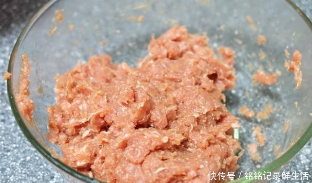 好吃|最近最爱这个馅的饺子,又香又软营养好吃,自己做的最美味