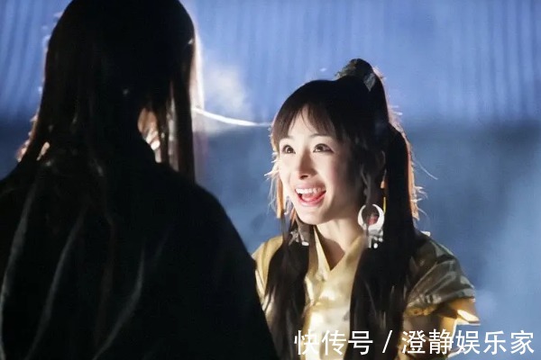 射雕英雄传!郭襄不是亲女儿吗黄蓉为何宁愿把武功藏在屠龙刀里,也不教她