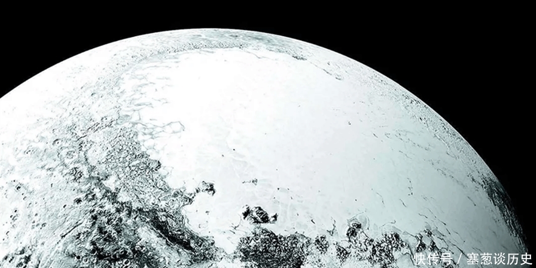 冥王星是否有白天?距离太阳59亿公里,太阳都变成了星星!