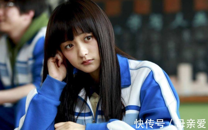 同学|儿子受伤住院，6名女同学主动来探望，妈妈在一旁捂嘴偷笑