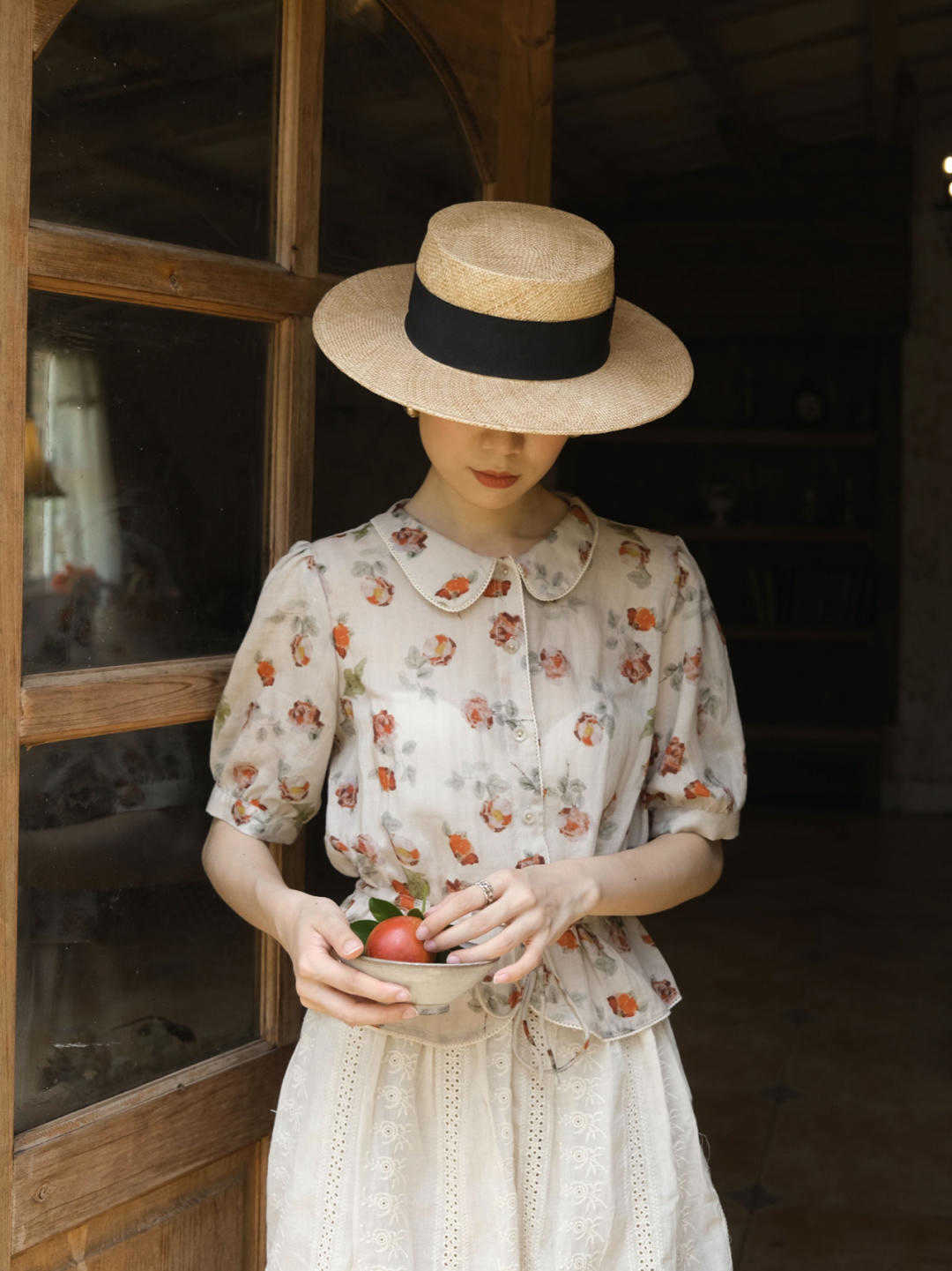 颜色|复古穿搭很时髦,浓浓的展现女人本色,出门赚足回头率