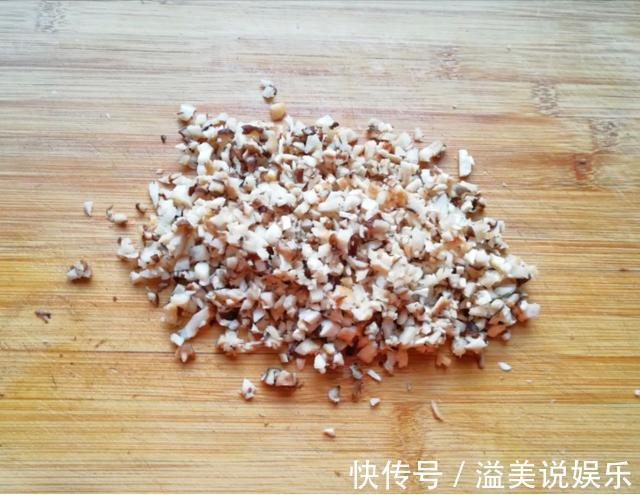 猪油|萝卜馅饺子有水怎么办焯水就错了，加点它萝卜不出水不变味