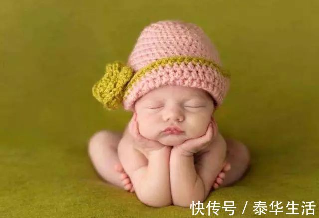 丁妈|6个月宝宝发育得好不好看这5个方面,都具备说明娃发育的好