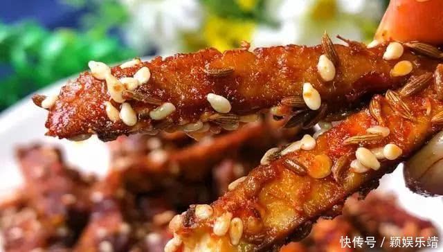 10块钱的鸡胸肉能做一大盘,减肥吃,比牛肉干还香
