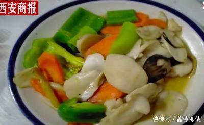 河南12岁男孩独自做9菜1汤年夜饭,凭一己之力为爸妈下厨,网友:有爱的娃