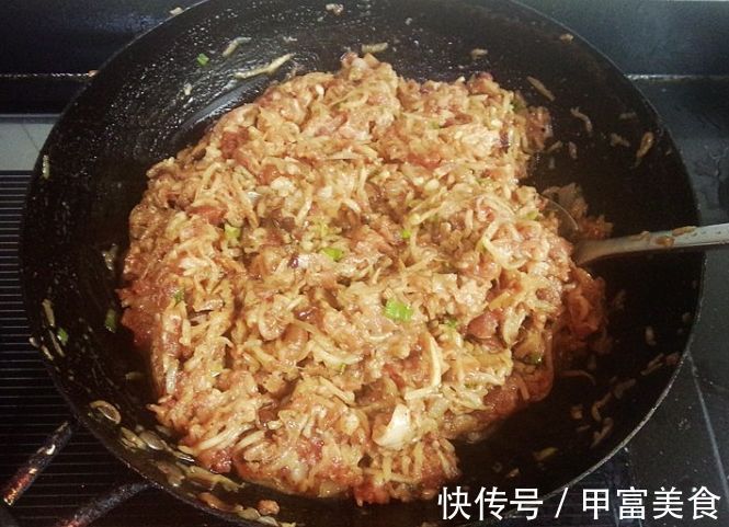 馅料|调萝卜馅，不要用盐杀水或者焯水，巧用一招，口感好味道香