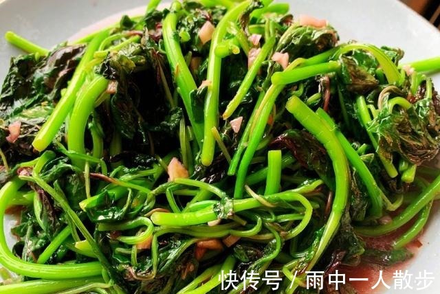 自制晚餐|黄磊晒自制晚餐，瞬间被点赞过万，网友黄小厨的画风变了！