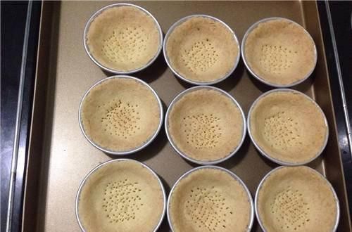 它外酥内软,一上桌就一抢而空,秒杀一切甜品,做法简单易学!