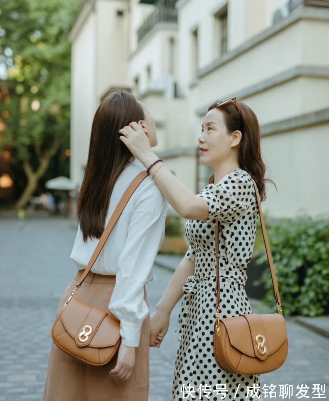 妈妈们|五六十岁的女人这样穿才好看,不老气不装嫩,优雅老去也很美