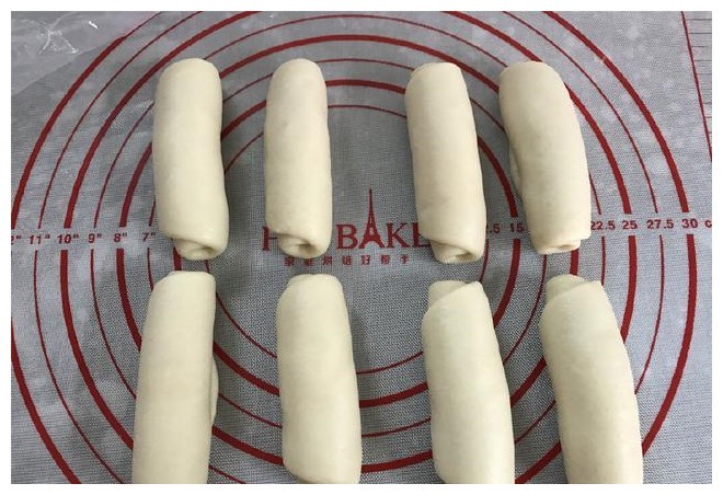 这饼酥得直掉渣,咬一口还爆浆,学会了,再也不用去排队买了