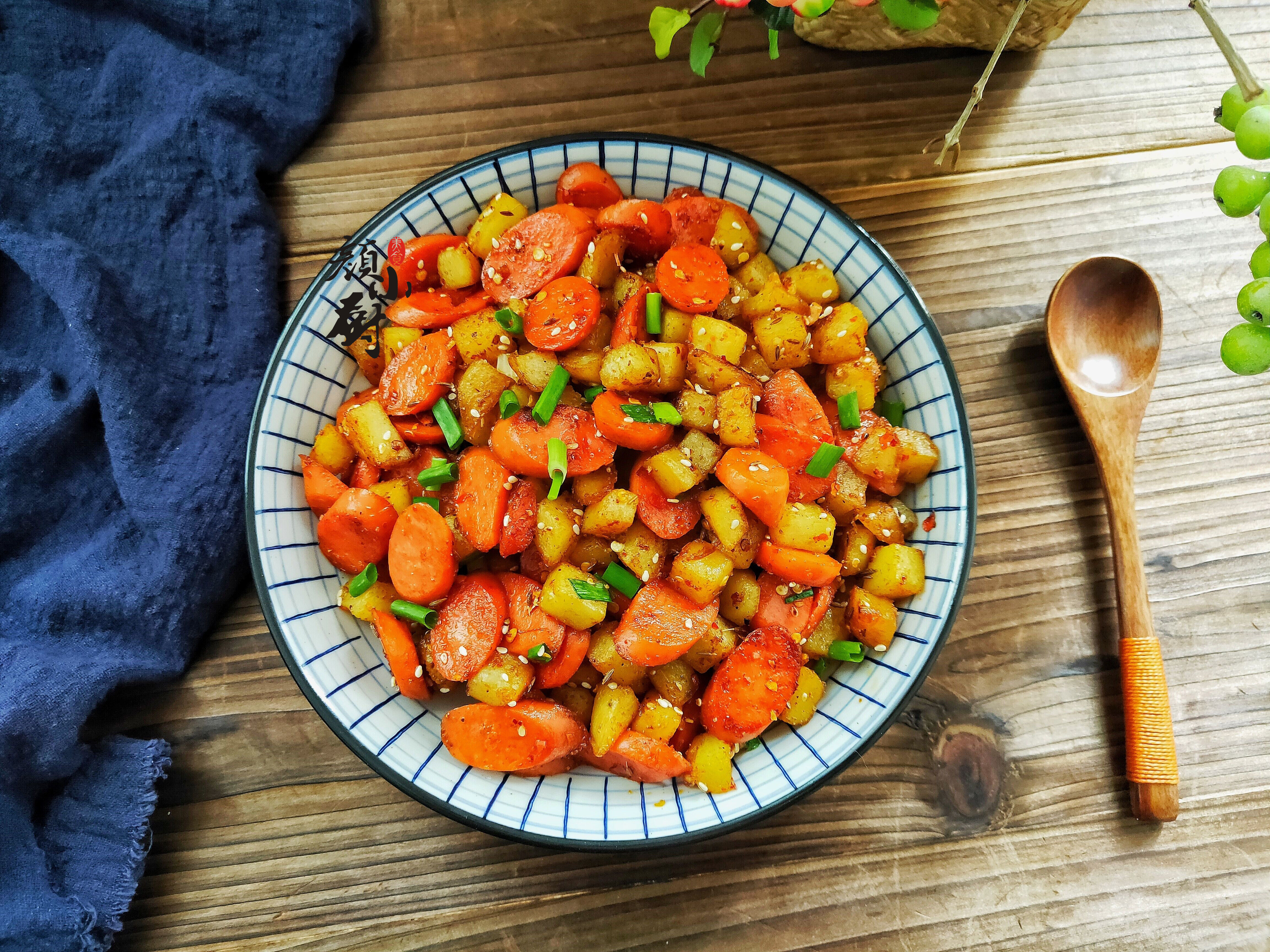 土豆不要只炸了,教你新做法,不炸不炖也不烤,连吃7天也不腻