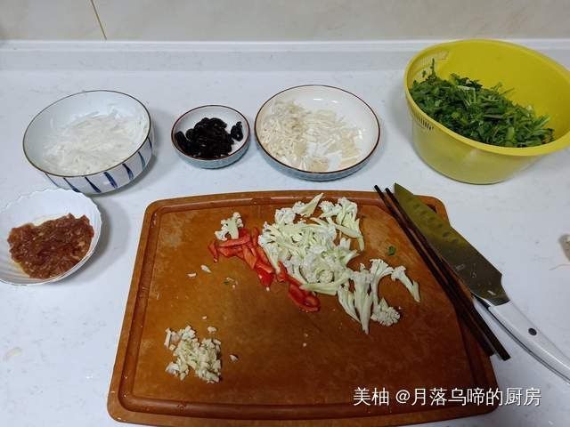 干锅花菜|18线小城镇老两口的晚餐，10元钱成本，热乎鲜美贼好吃