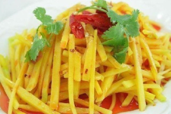 土豆|忠告炒土豆不能放此物,吃了就是没病找病,很多人都不清楚