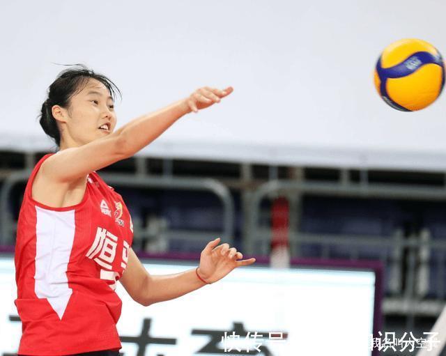 李盈莹|吴梦洁和王逸凡,谁适合入选中国女排?球迷给出答案,且大局已定