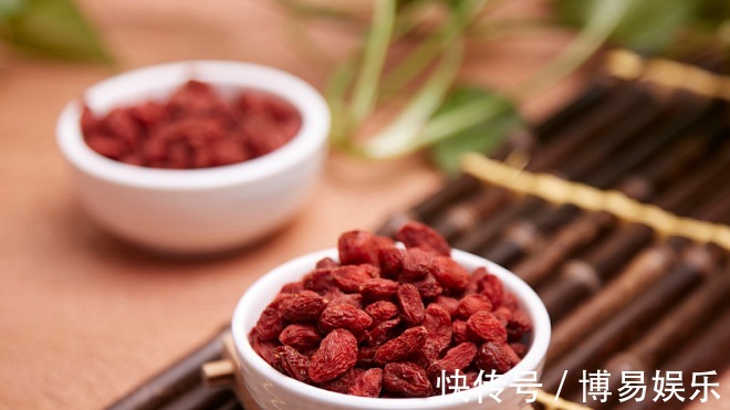 养生|医生枸杞最“正确”的吃法,吃对了才养生,吃错容易招惹一身病
