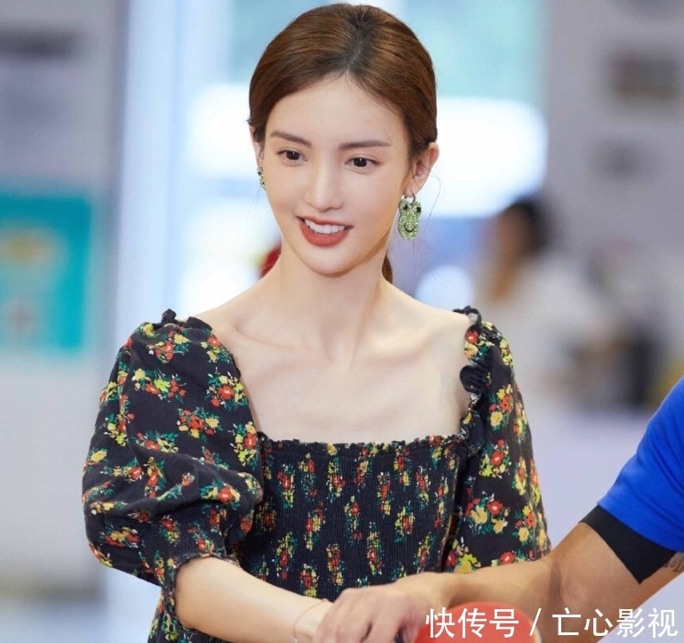 打乒乓球|张继科教金晨打乒乓球,“我们晨晨”称呼一出,是否动心一目了然