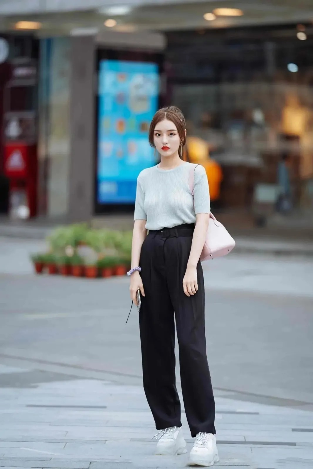 时尚|夏季必备“短袖”穿搭分享,青春活力,时尚减龄!