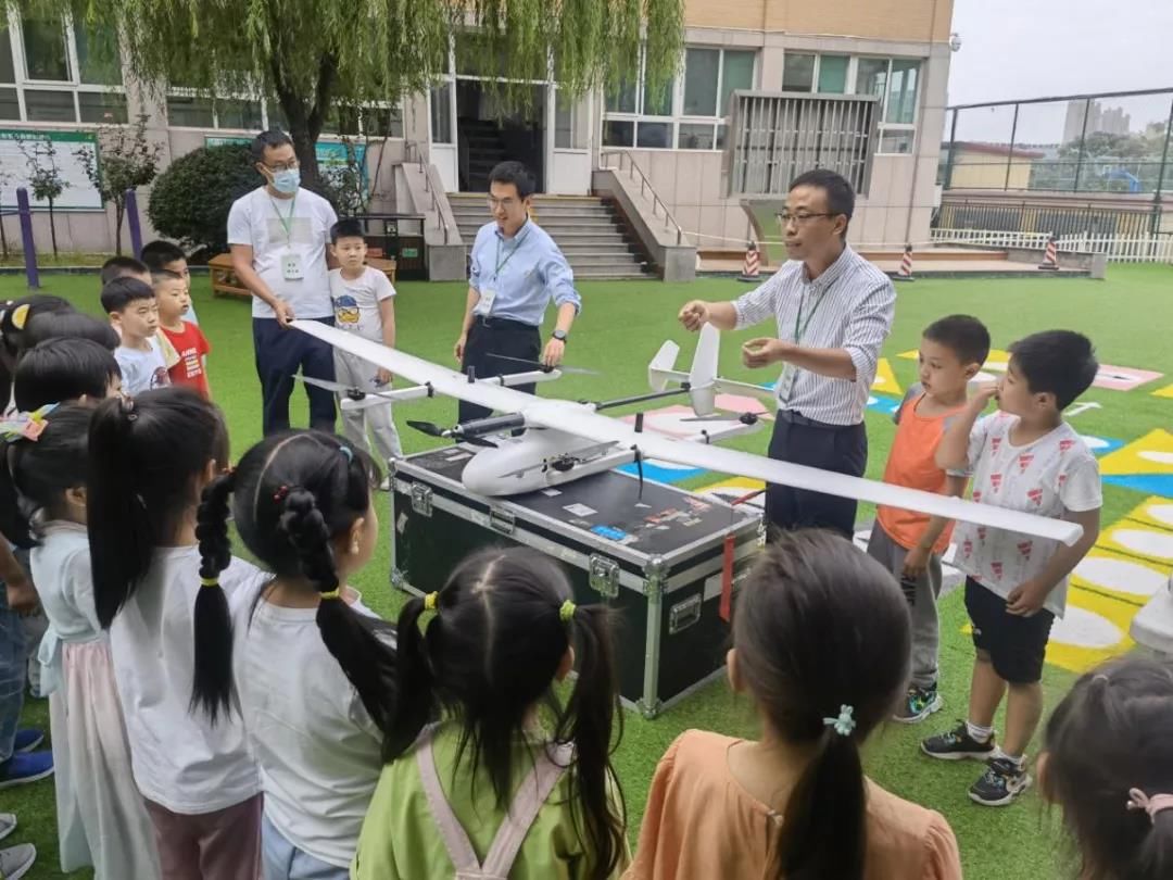 同学们|省地质测绘院送地质测绘科普主题课进校园