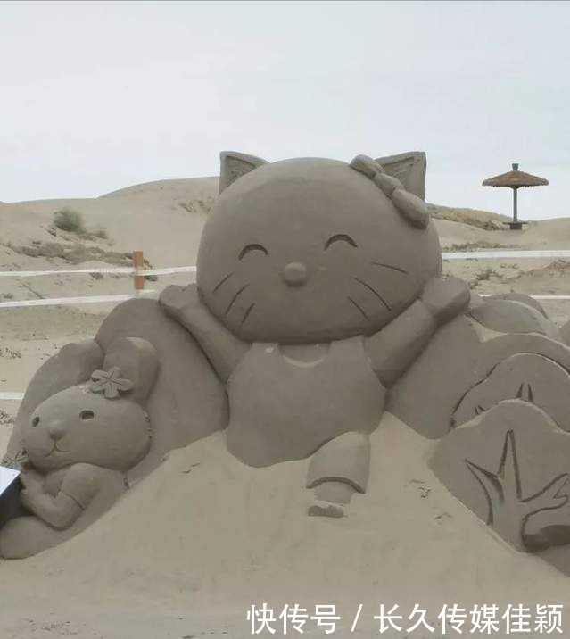 伊犁河畔的奇景:绿洲里的沙漠,是骆驼的天堂也是人类的乐园