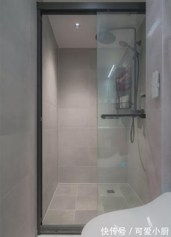 精致|45㎡精致小宅,吧台、书房占C位,轻奢别墅范儿!