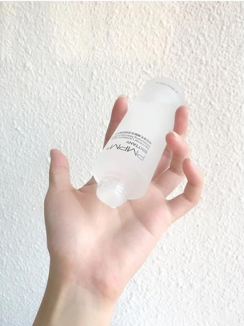 四款平价水乳，小众却很好用，什么功效都有，最后一个越用越爱！