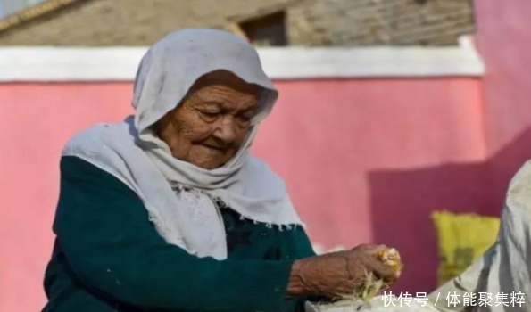 光绪年间|她今年133岁,出生于清朝光绪年间,爱吃的东西平常人很难吃下