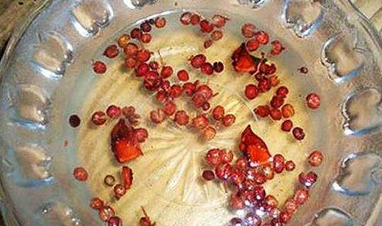 足部|每天坚持用花椒来泡脚,30天不到会有惊人的变化,快去尝试下