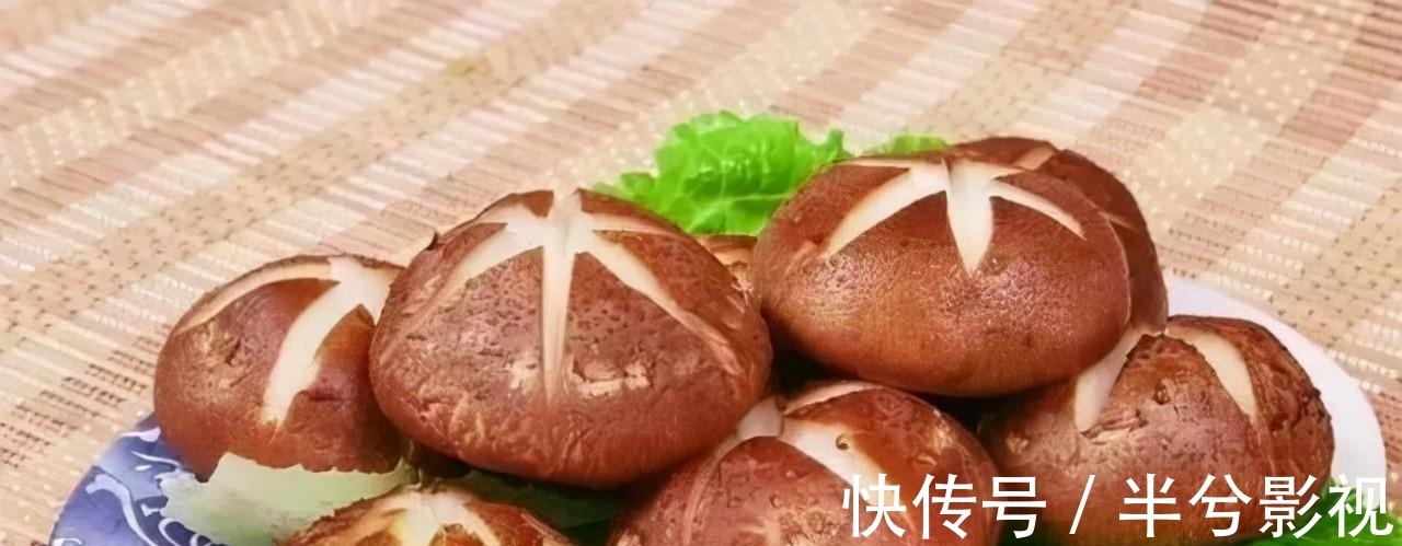 香菇虾仁|香菇总是洗不净,一招轻松搞定,可惜,很多人不知道