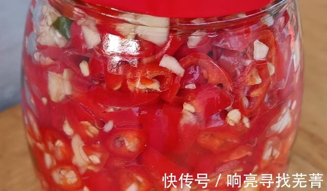 自制|秋天到了，辣椒成熟了，在家自制剁椒酱，比买的更健康美味！
