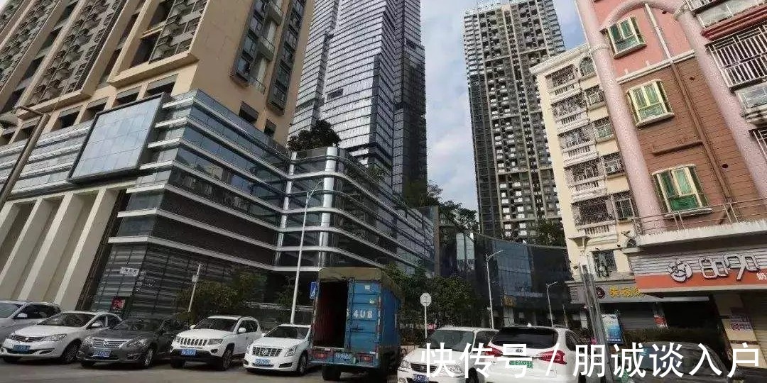 宅基地使用权|入户深圳后,老家的房子就自动放弃了?