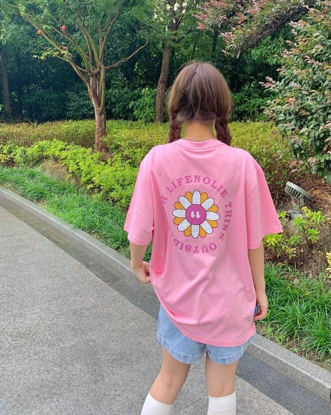 糖果色|今年流行糖果色T恤,可以这样穿,减龄又好看