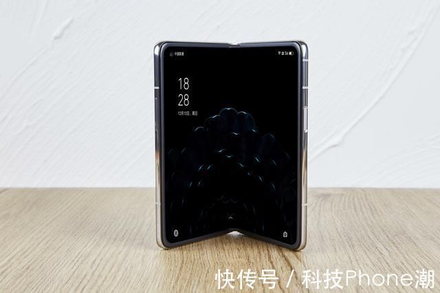 find|折叠屏手机不值得买？OPPO Find N用一天就会改变想法