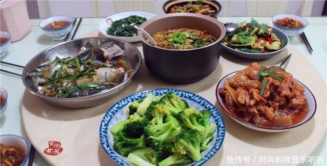 父亲过生日在家里聚餐,我下厨做了8菜1汤,分量十足又实惠