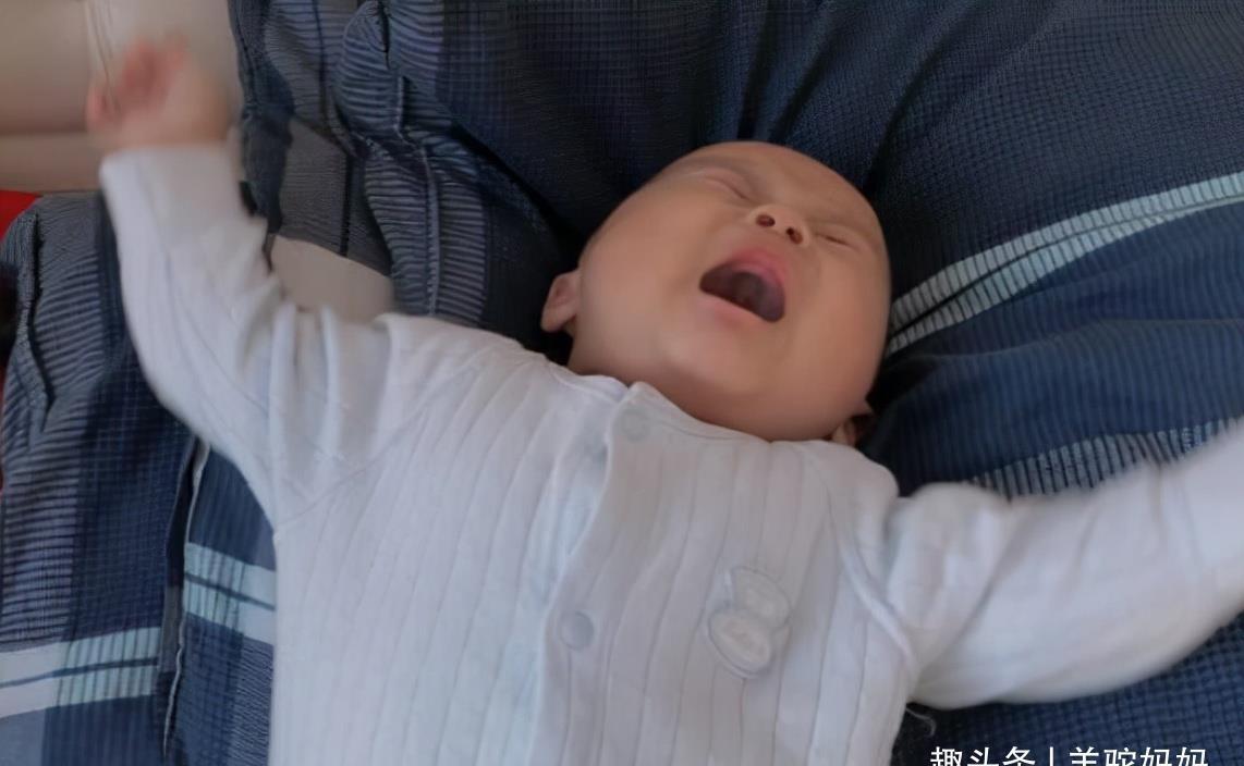 父母|宝宝“吐泡泡”是在预报天气,与身体健康无关?新手父母别忽视