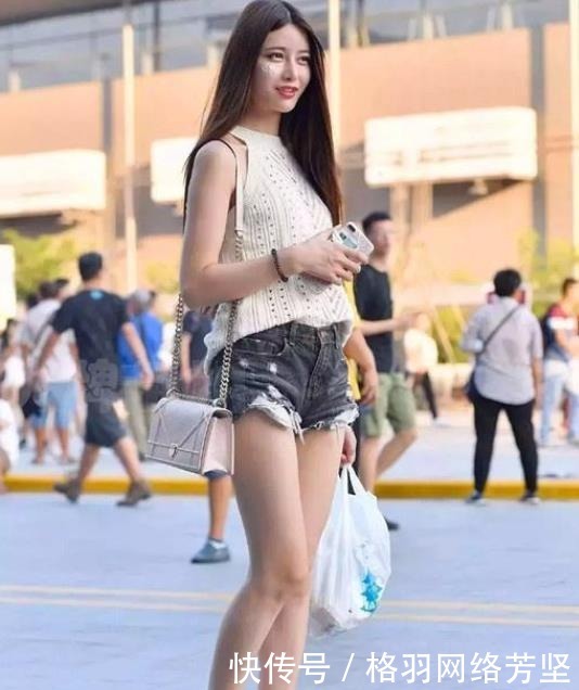 穿搭|街拍穿搭:我深深地恳求你,不要把我逐出你的爱门之外!