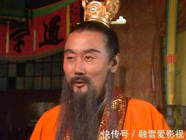 如来#镇元子吃了金蝉子一杯茶,为何就回敬两个人参果?你看茶里泡的啥