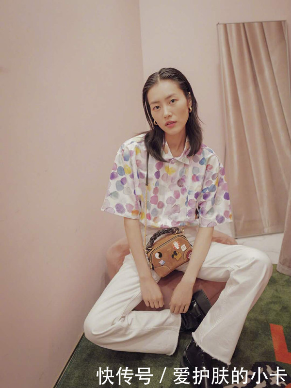 洋气|刘雯真是天生的衣架子,随便一穿就很惊艳,超模气质不是盖的