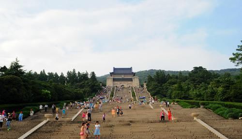 大气|中国最“大气”的省会城市，共有2处国家5A级景区，全部免费开放