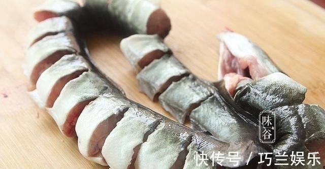 年夜饭,若是不差钱,建议买这鱼蒸着吃,寓意好营养足,太下饭了!