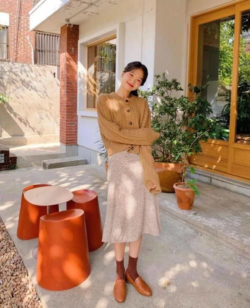 把裤子脱了 ！早春巨撩的18条裙子，美到犯规 ！