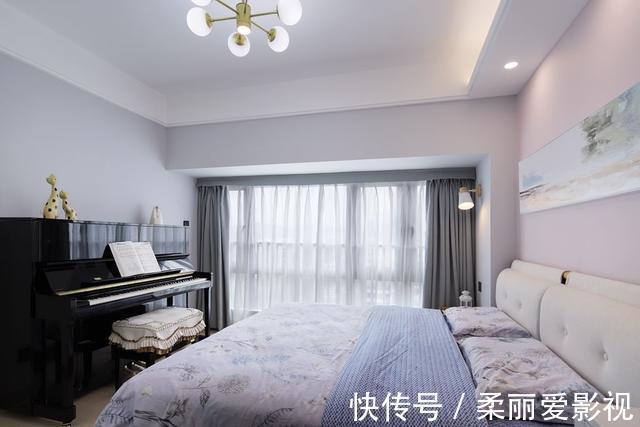 客厅|86㎡挤出三房，还有衣帽间！客厅贴满瓷砖，完工后很大气