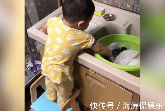 个人精|自己的事情自己做,生了老二大宝日子不好过,妈妈已经笑晕在门口