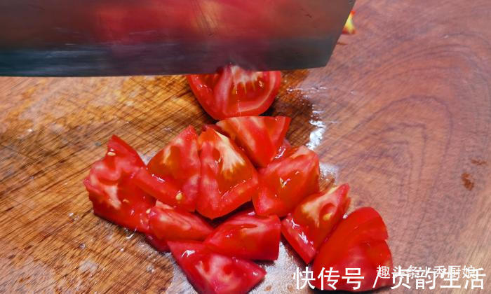 开胃|茄子最下饭的做法，我家一周吃5次，开胃下饭，比吃肉还过瘾