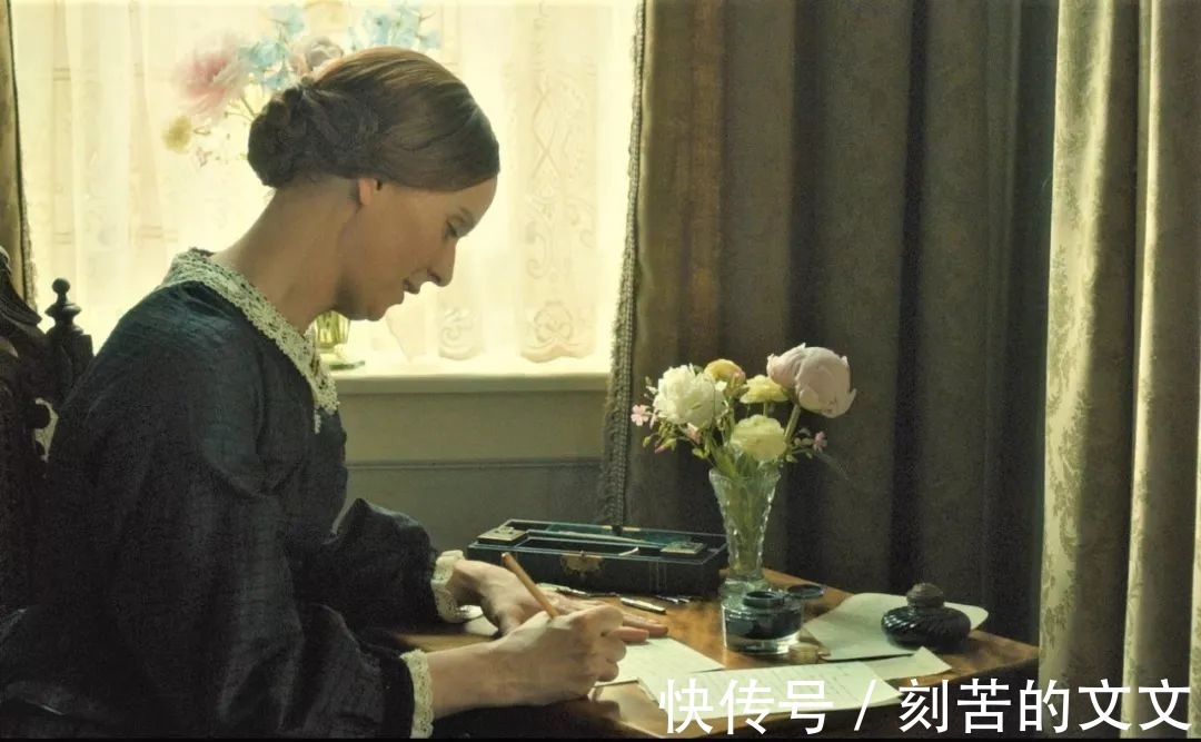 狄金森|艾米莉狄金森——由女性的精致和微妙组成的植物标本馆