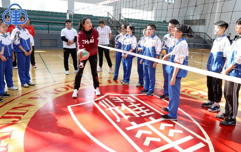 袁靈犀|甜蜜！魏秋月罕見全家福，2歲兒子像爸爸，33歲袁靈犀白發(fā)多搶鏡