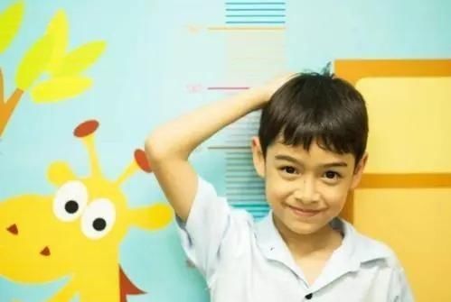 水果|有助于孩子“长高”的4种水果,提醒:家长朋友可让孩子多吃